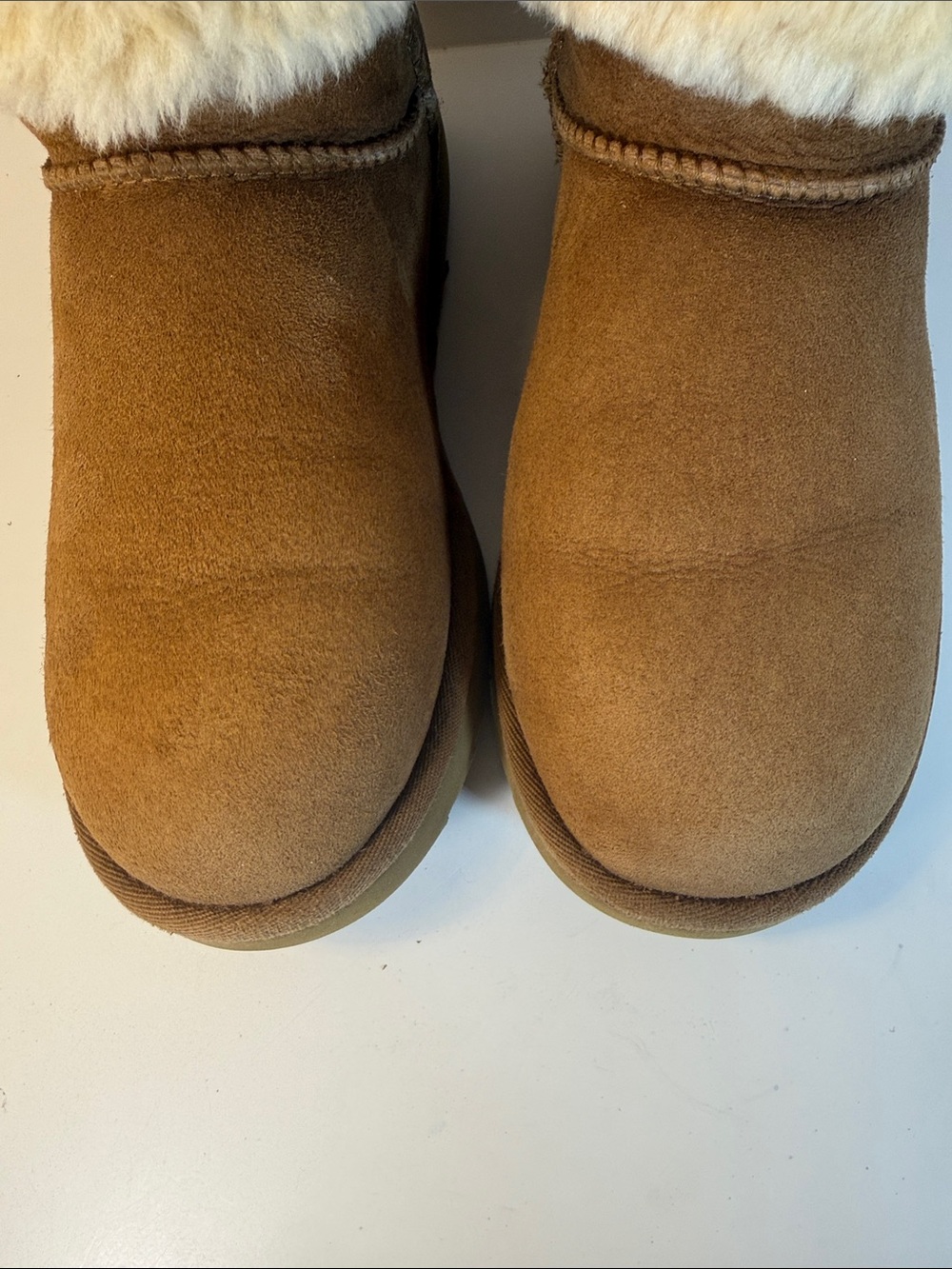 UGG Classic Chestnut Short II Chestnut Suede Boots - Size 7 - Picture 6 of 11